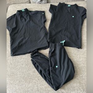 Gray garde malade scrubs